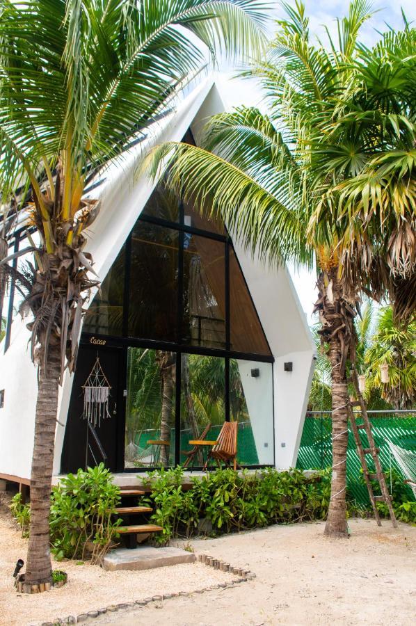 Xtambaa Cabins & Spa Only Adults El Cuyo Exterior photo